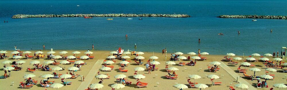 Residence Algarve ริมินี ภายนอก รูปภาพ